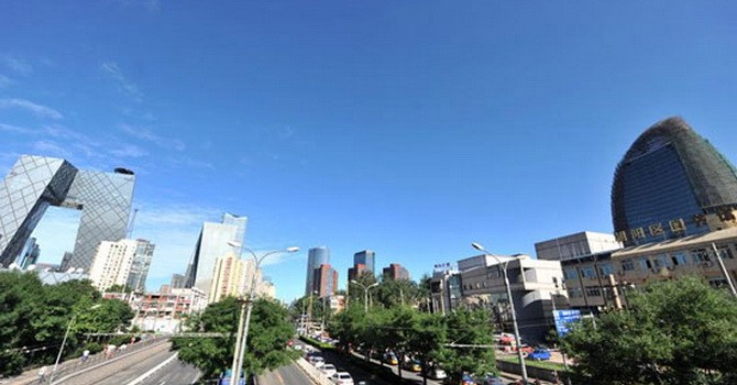 Hàng triệu người đang phải trả giá để bầu trời Bắc Kinh được trong xanh?