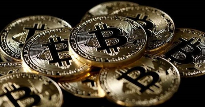Vụ chuyển nhượng cầu thủ bằng bitcoin đầu tiên trên thế giới