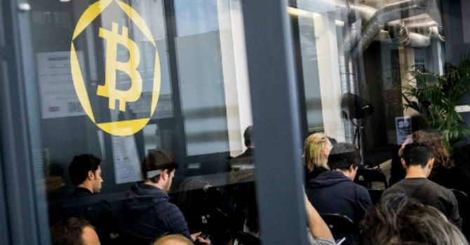 Nhiều người vay thế chấp để đầu tư bitcoin