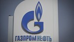Biểu tượng Tập đoàn Năng lượng Gazprom tại trạm xăng ở Moskva, Nga. Ảnh: AFP/TTXVN