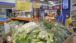 Sản phẩm rau củ quả bày bán tại Co.opmart Hà Đông, Hà Nội. Ảnh: Trần Việt/TTXVN