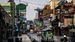 Đường Khao San, một địa điểm du lịch nổi tiếng, ở Bangkok, Thái Lan, ngày 15/2/2021. Ảnh: AFP/TTXVN 