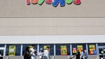 Toys "R" Us - chuỗi cửa hàng đồ chơi lớn nhất nước Mỹ nộp đơn xin bảo hộ phá sản vào cuối năm 2017 với "núi nợ" 2,5 tỷ USD. (Nguồn: Reuters)