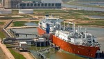 Tàu chở khí hóa lỏng MV Excelsior neo tại cảng Texas, Mỹ