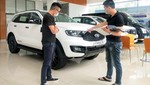 Các đại lý bán xe đang tranh thủ kích cầu bằng những chương trình giảm giá, khuyến mãi trong dịp cuối năm Âm lịch. (Ảnh minh họa: PV/Vietnam+)