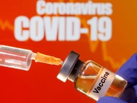 2 công ty dược phẩm hàng đầu thế giới bị chỉ trích thiếu minh bạch thông tin thử nghiệm vắc xin Covid-19