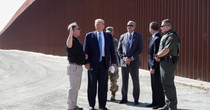 Thế giới 24h: Tổng thống Trump khoe bức tường biên giới “không thể vượt qua”