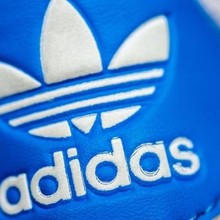 Adidas sẽ đóng cửa hai nhà máy công nghệ cao tại Đức và Mỹ
