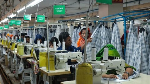 Kinh tế và ngành dệt may Bangladesh - đối thủ cạnh tranh khốc liệt với Việt Nam - đáng gờm thế nào?