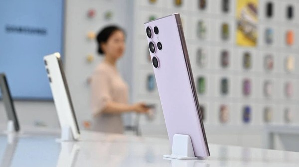 Samsung chính thức soán ngôi Xiaomi, chiếm vị trí thống lĩnh thị trường smartphone tại quốc gia đông dân nhất thế giới
