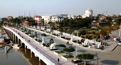 Sông Tam Bạc được Hải Phòng đầu tư 1454 tỷ đồng cải tạo, chỉnh trang để làm phố đi bộ vào năm 2020. Ảnh: Giang Chinh