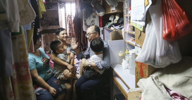 Câu chuyện “căn hộ càng nhỏ, tỷ phú càng giàu” ở Hồng Kông