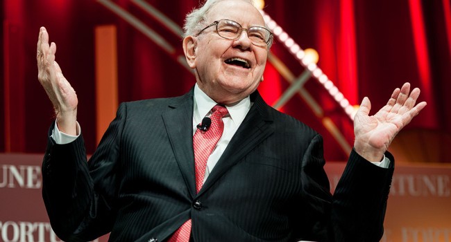 Sau 53 năm Warren Buffett “trị vì”, giá cổ phiếu Berkshire đã tăng từ 19 lên 300.000 USD 
