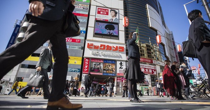 Bic Camera đã trở thành hãng bán lẻ điện tử lớn thứ 3 tại Nhật như thế nào?