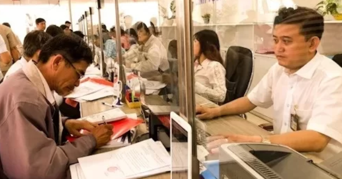 Vietnam Plans Another Increment in Civil Servants' Base Salary