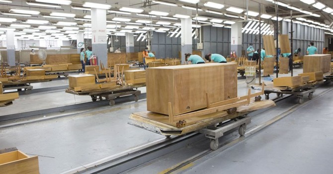 Tạm nhập tái xuất gỗ dán tăng 400%, Bộ Công Thương chỉ đạo khẩn