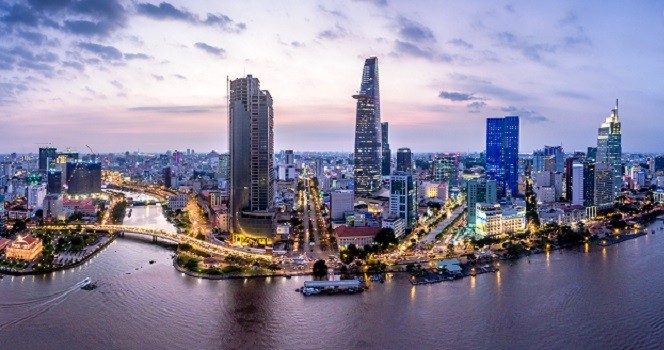 Nhờ đâu Việt Nam thăng hạng vào Top 10 nơi làm việc và sinh sống tốt nhất dành cho chuyên gia nước ngoài?