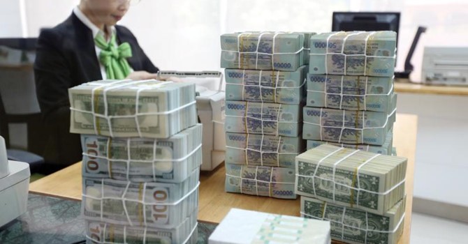 Theo chân nhiều quốc gia, Việt Nam bắt đầu chính sách tiền tệ nới lỏng?