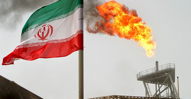 Giá dầu giảm khi thị trường lo ngại Mỹ trừng phạt trở lại Iran