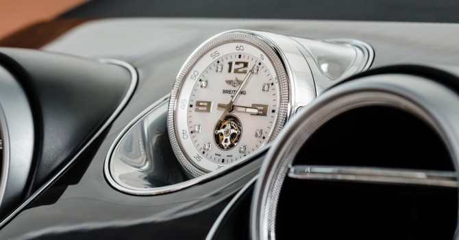 Bentley Bentayga được trang bị thêm đồng hồ đặc biệt gần 4 tỷ đồng | Công  nghệ | BizLive