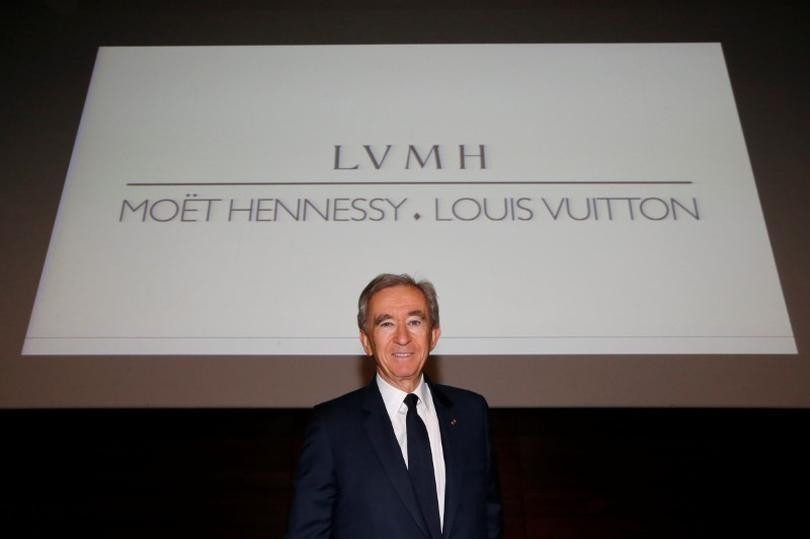 Trong năm 1988 và 1989, Arnault chi 1,1 tỷ USD để thâu tóm 43,5% cổ phần LVMH. Ảnh: Reuters.