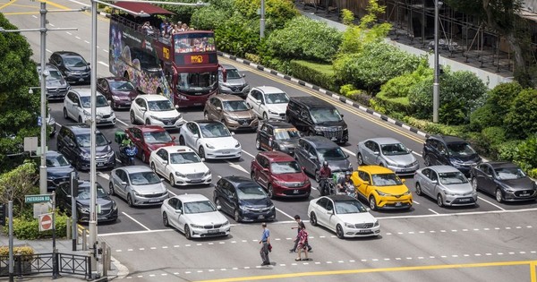 Người Singapore phải chi hơn 2 tỷ đồng cho 1 suất mua xe ô tô