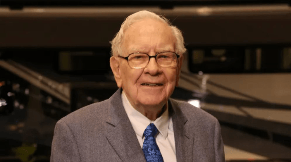 Tập đoàn Berkshire Hathaway của huyền thoại Warren Buffett công bố lợi nhuận quý 4 tăng mạnh, “núi” tiền mặt lập kỷ lục mới