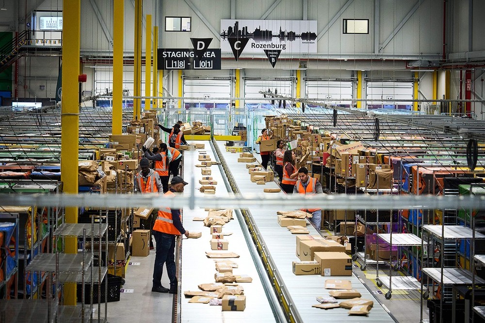 Bất chấp xu hướng chi tiêu thận trọng, Amazon vẫn ghi nhận doanh thu khả quan