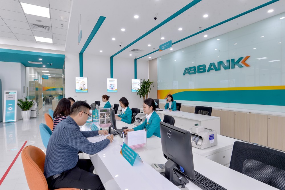 ABBank miễn nhiệm 2 thành viên trong Ban điều hành.
