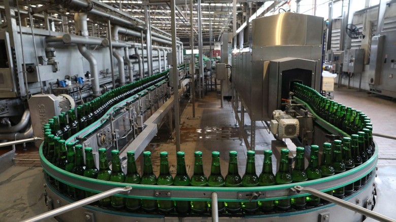 ĐHĐCĐ Habeco: Mục tiêu lợi nhuận 221 tỷ đồng, giá bán bia tăng do chi phí đầu vào tăng mạnh
