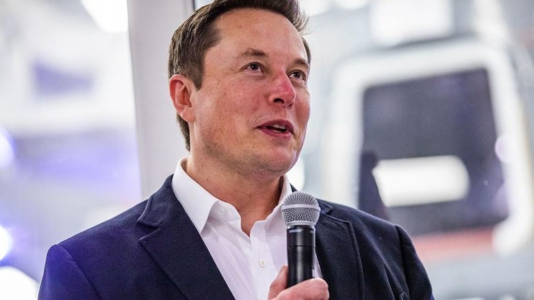 Elon Musk bị nhân viên phàn nàn vì những hành vi quá khích của ông trên Twitter. Ảnh: Bloomberg.