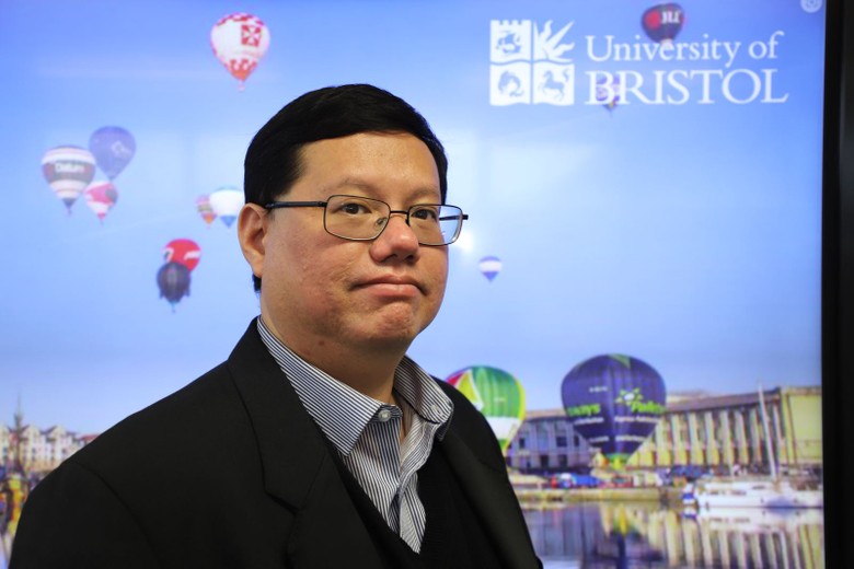 Tiến sĩ Hồ Quốc Tuấn, giảng viên cao cấp, Đại học Bristol (Anh). Ảnh: Hải Vân/PV TTXVN tại Anh.