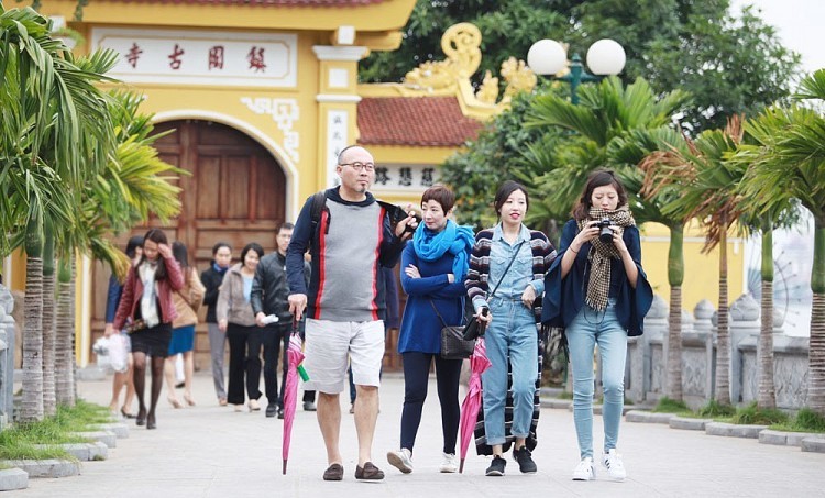 Trung Quốc cho phép mở tour du lịch theo đoàn tới Việt Nam từ 15/3 (Ảnh: Kinh tế đô thị).