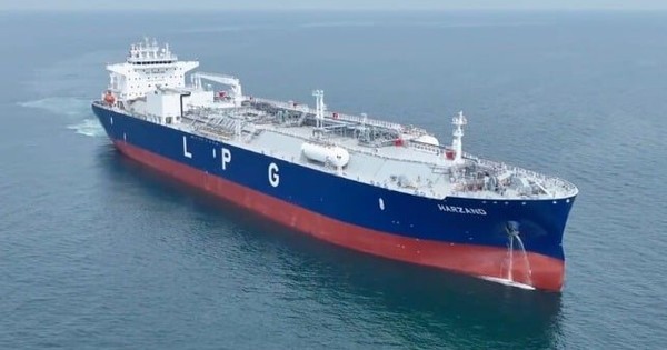 Trung Quốc vừa xuất xưởng chiếc tàu chở LNG lớn nhất thế giới