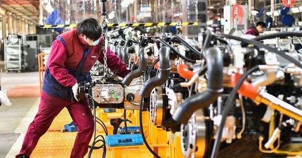 Thế hệ "Xưởng nhị đại" Trung Quốc đối mặt thử thách sống còn cứu doanh nghiệp: Hào quang công xưởng thế giới tắt dần?