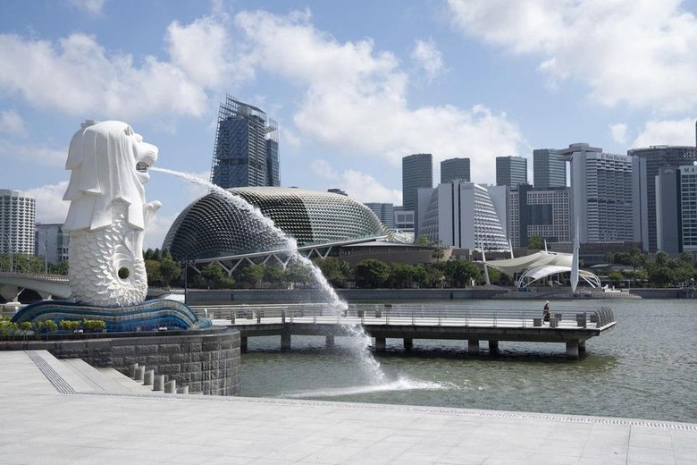 Mới đây, Singapore đã vượt Hồng Kông trong bảng xếp hạng trung tâm tài chính thế giới. Ảnh: Bloomberg.