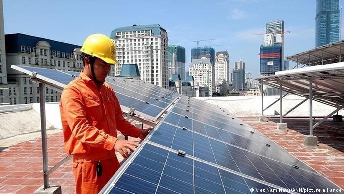 Cuộc khủng hoảng năng lượng ở EU thúc đẩy ​​các quốc gia Đông Nam Á chuyển đổi xanh. Ảnh: VNS