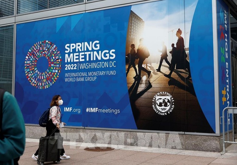 IMF khuyến cáo về ảnh hưởng của giá hàng hóa tăng cao
