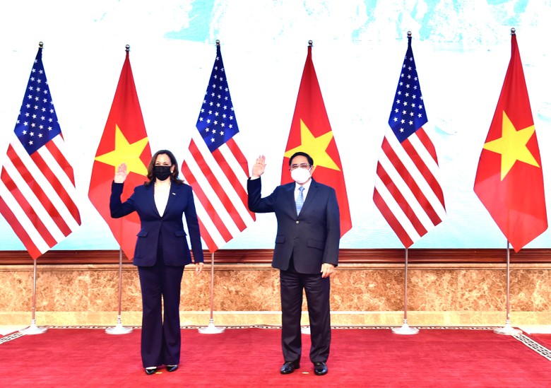 Thủ tướng Phạm Minh Chính và Phó tổng thống Hoa Kỳ Kamala Harris tại cuộc gặp trưa nay - Ảnh: VGP