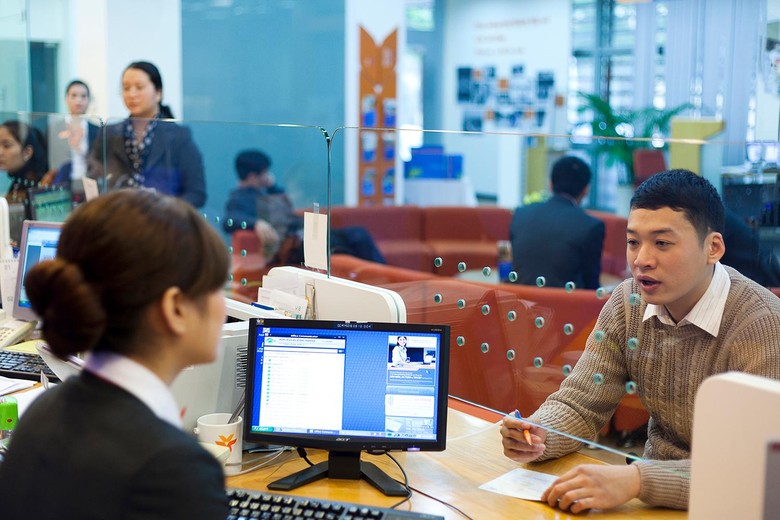 Vietnam’s Rapid Loan Growth Impedes Bank Capitalisation Drive, Fitch Says 