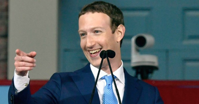 Đồng sáng lập kiêm CEO Facebook Mark Zuckerberg thành tỷ phú chỉ 4 năm sau khi thành lập Facebook. Ảnh: Paul Marotta/Getty Images.