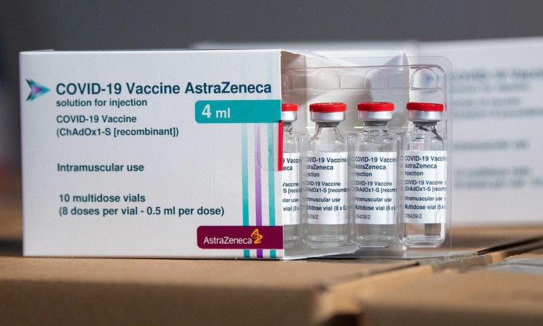 Một hộp vắc xin AstraZeneca - Ảnh: ĐSQ Anh tại Việt Nam