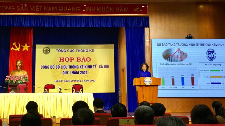 Bà Nguyễn Thị Hương, Tổng cục trưởng Tổng cục Thống kê thông tin về tình hình kinh tế-xã hội quý 1/2022.