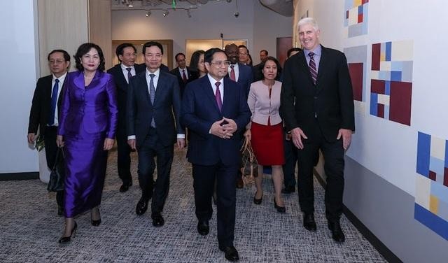 Thủ tướng Phạm Minh Chính thăm, làm việc với Tập đoàn Google - Ảnh: VGP/Nhật Bắc 