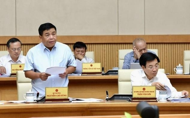 Bộ trưởng Bộ Kế hoạch và Đầu tư Nguyễn Chí Dũng cho biết vẫn còn nhiều vướng mắc trong giải ngân các gói hỗ trợ - Ảnh: VGP 