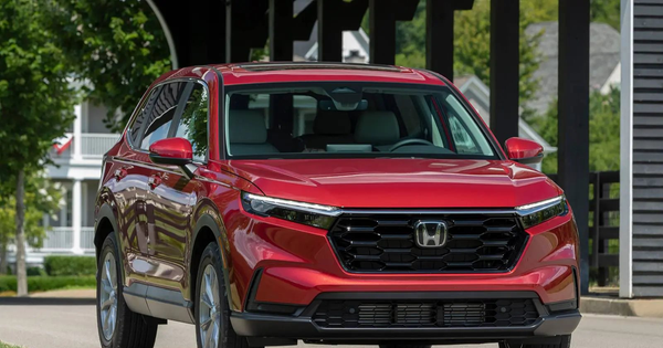 Xả kho, Honda CR-V tiếp tục giảm đậm tối đa 170 triệu đồng trong tháng 5