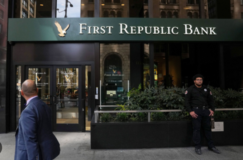 JPMorgan Chase mua lại First Republic Bank