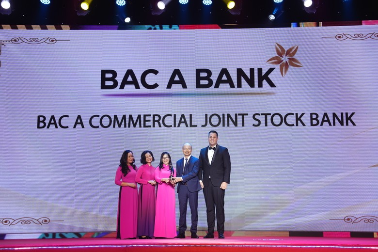 Ngân hàng TMCP Bắc Á (BAC A BANK) đã vinh dự giành giải thưởng “Nơi làm việc tốt nhất Châu Á 2023” từ Giải thưởng danh tiếng về quản trị nhân sự HR Asia Award.