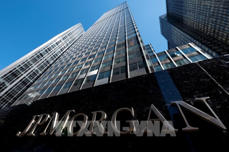 Trụ sở ngân hàng JPMorgan Chase tại New York, Mỹ. Ảnh: AFP/TTXVN