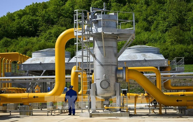 Hệ thống đường ống của trạm nén khí Bulgartransgaz ở Ihtiman, Bulgaria ngày 5/5/2022. Ảnh: AFP/TTXVN